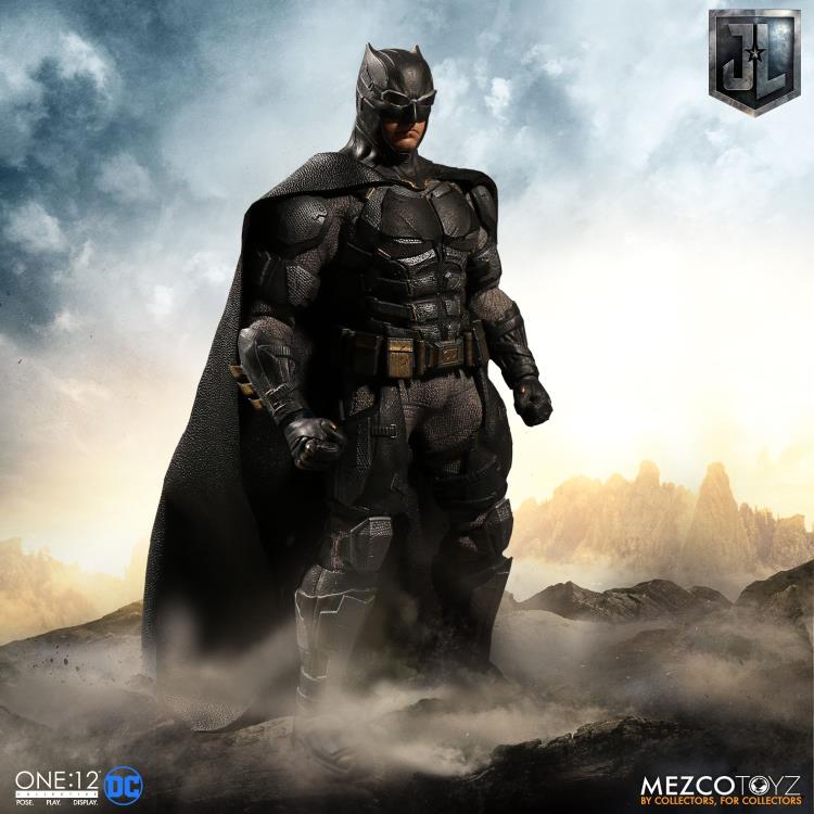 MEZCO TOYZ ONE:12 DC JUSTICE LEAGUE BATMAN TACTICAL SUIT – Cards
