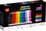 LEGO 40516 EVERYONE IS AWESOME 346 PIECES ***BOX WITH SHELF WEAR***FOR STORE PICKUP ONLY***