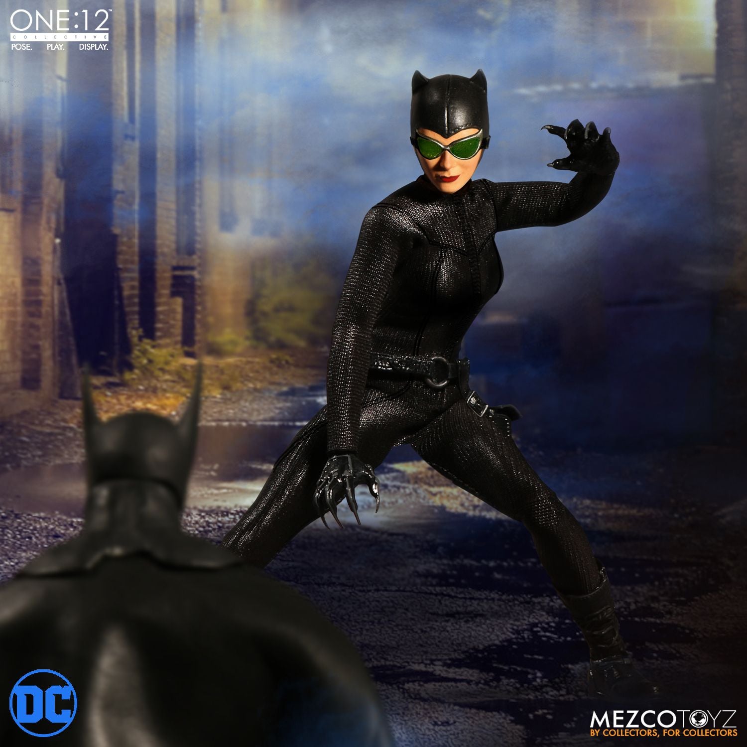 MEZCO TOYZ ONE:12 DC CATWOMAN – Cards and Comics Central