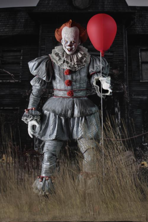 NECA IT (2017) PENNYWISE 1/4TH SCALE