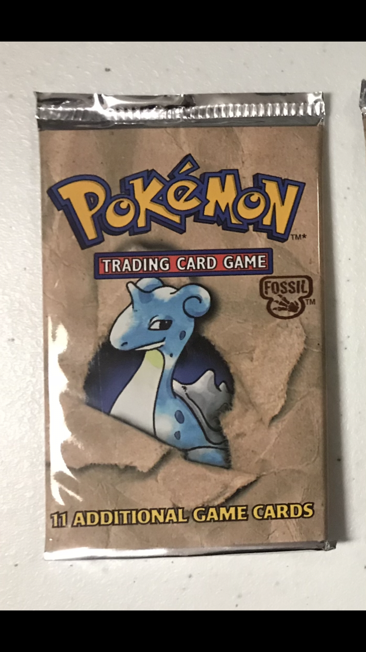 Pokemon : Fossil Unlimited Booster Pack Cards and Comics Central Pokemon : Fossil Unlimited Booster Pack Cards and Comics Central